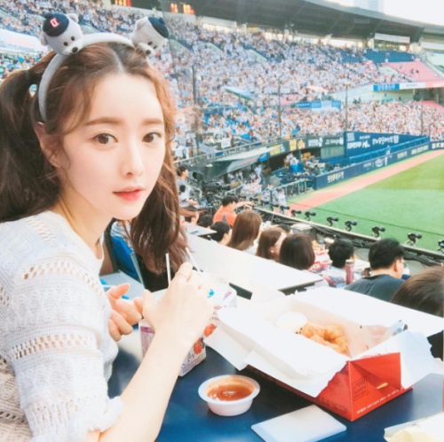 홍수아 인스타그램