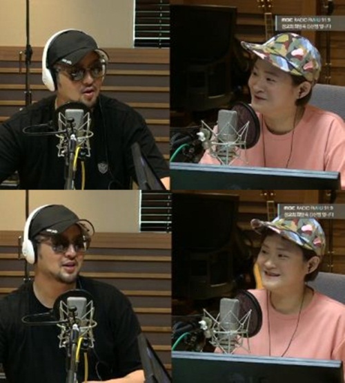보이는 라디오