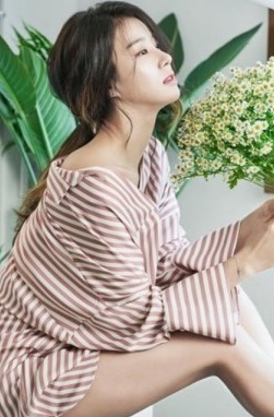 배우 김정민이 커피스미스 손태영 대표와 분쟁에 전면으로 나섰다. (사진=김정민 인스타그램)