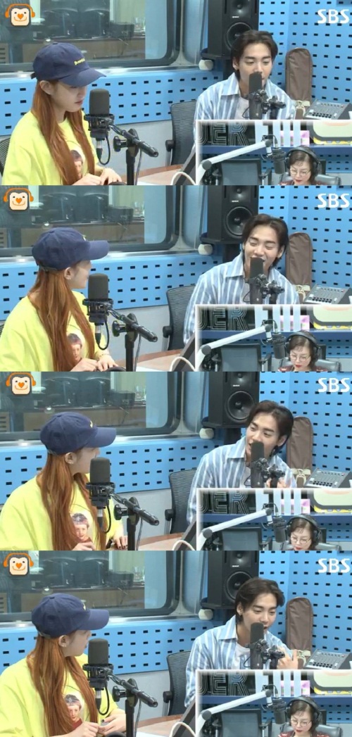 보이는 라디오