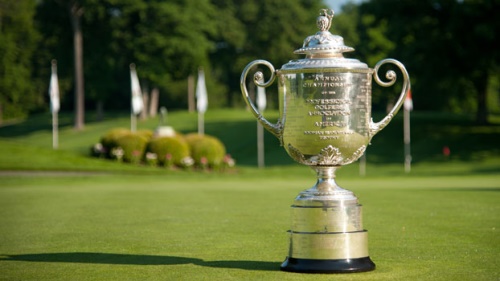 PGA챔피언십의 우승컵인 워너메이커 트로피(Wanamaker-trophy). 그런데 진품은 따로 있다.