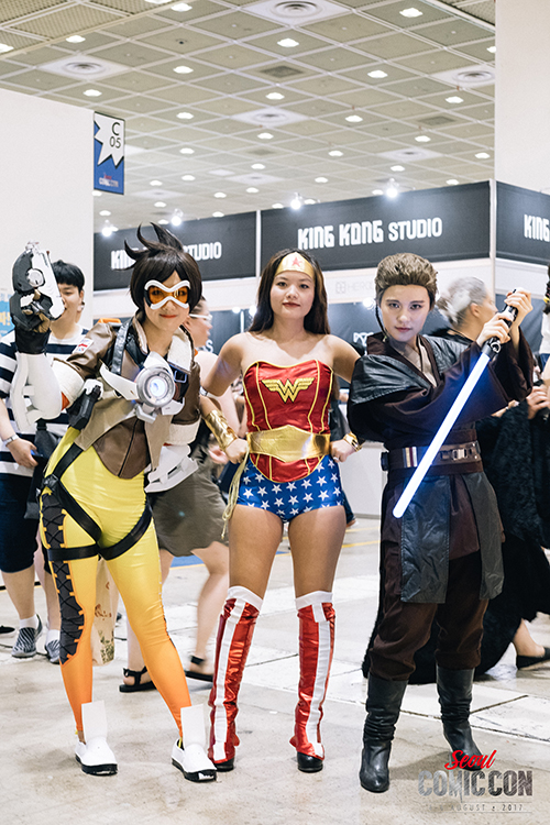 Cosplayers are seen during Comic Con Seoul (Comic Con Seoul)