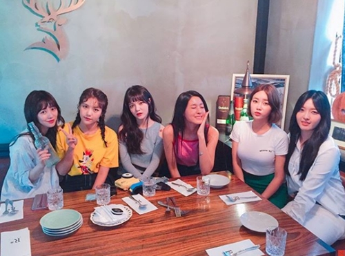 (사진=설현 인스타그램)