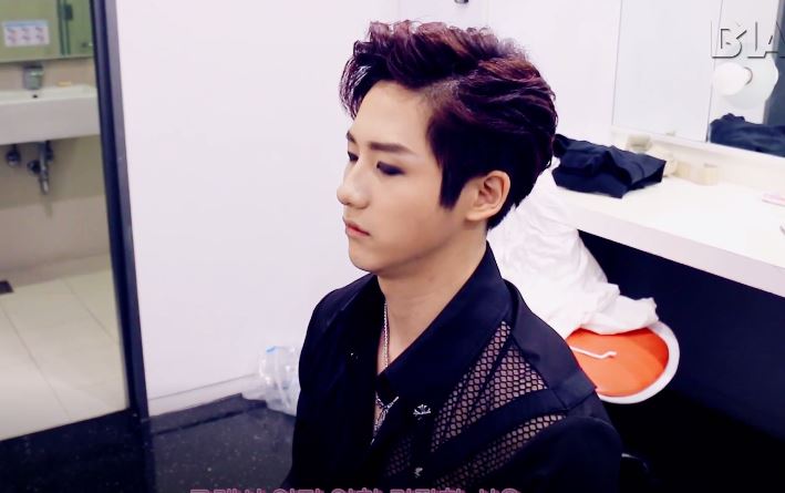 (Naver V app)