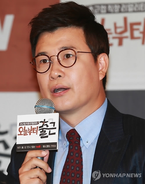 김성주에 주진우 기자가 비난해 눈길을 끌고 있다=연합뉴스