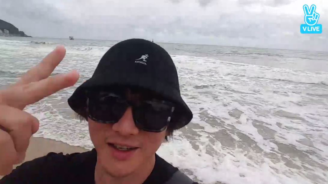 (Naver V app)