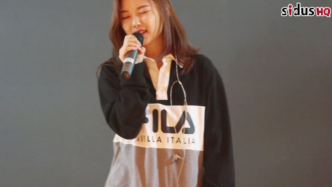 (Naver V app)