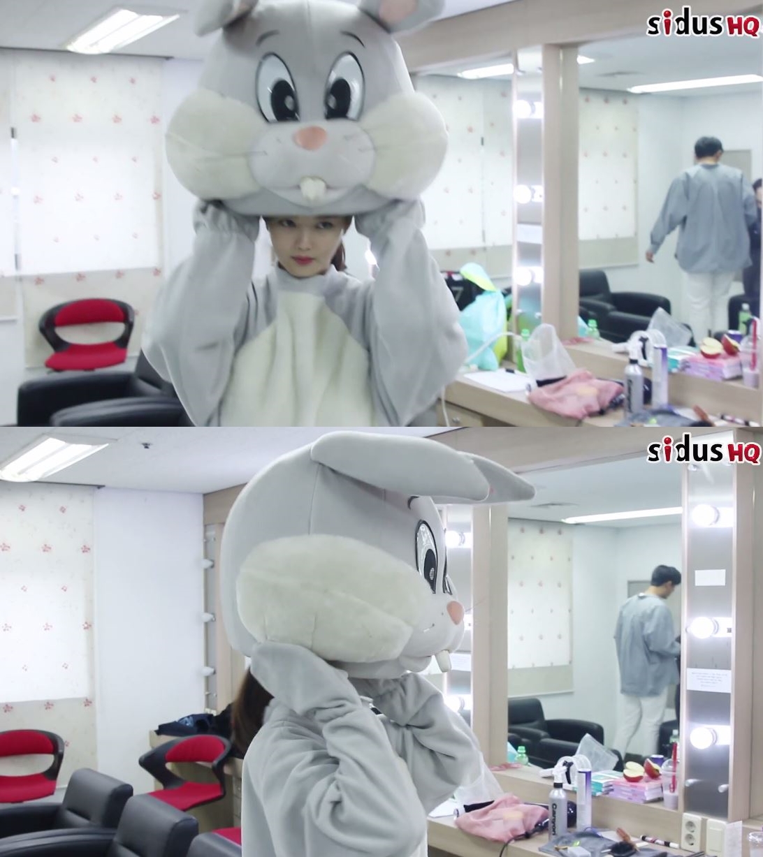 (Naver V app)