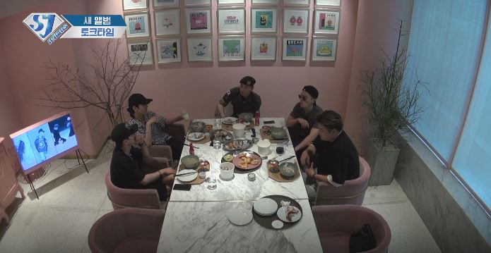 (Naver V app)