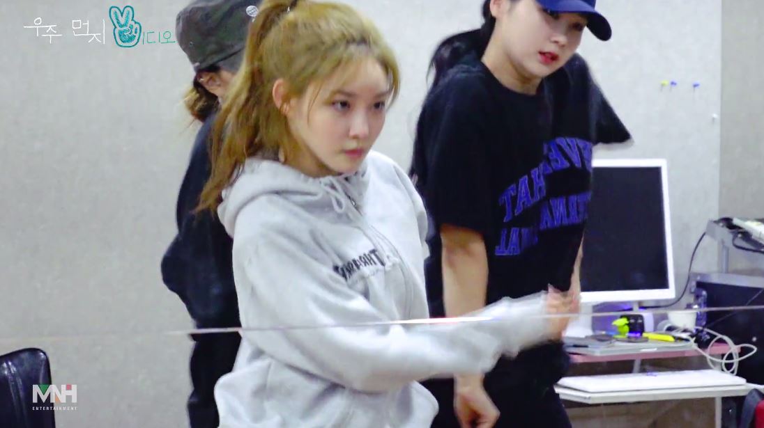 (Naver V app)