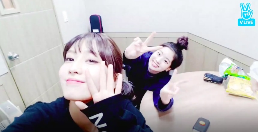 (Naver V app)