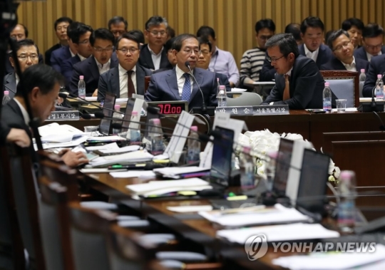 (허인회 대표 둘러싼 논란=연합뉴스)