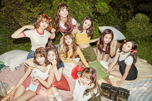 JYP엔터테인먼트 제공