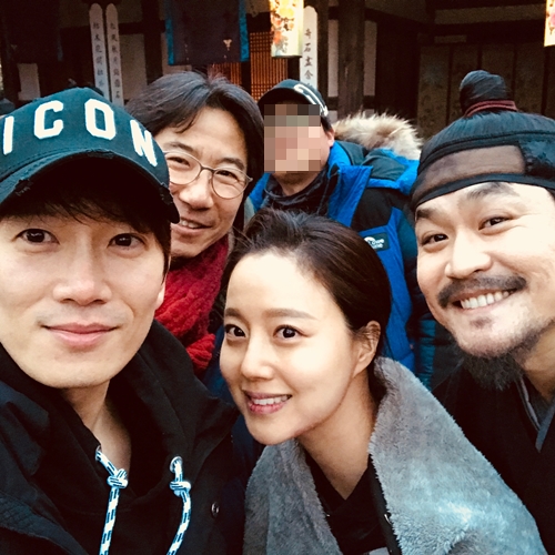 사진=지성 인스타그램