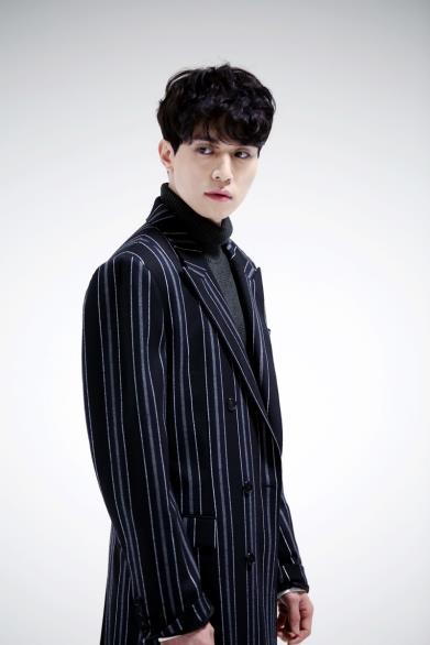 Caption/ Lee Dong-wook (King Kong Entertainment)