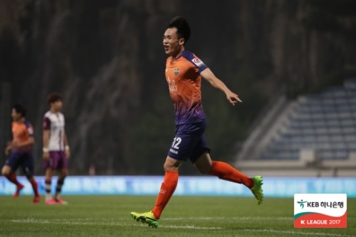 강원에서 임찬울은 지난 시즌 입단한 신인 중 유일한 생존자다. [사진=한국프로축구연맹]
