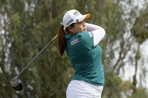 최종라운드 도중 드라이버샷을 날리고 있는 박인비. [사진=LPGA]