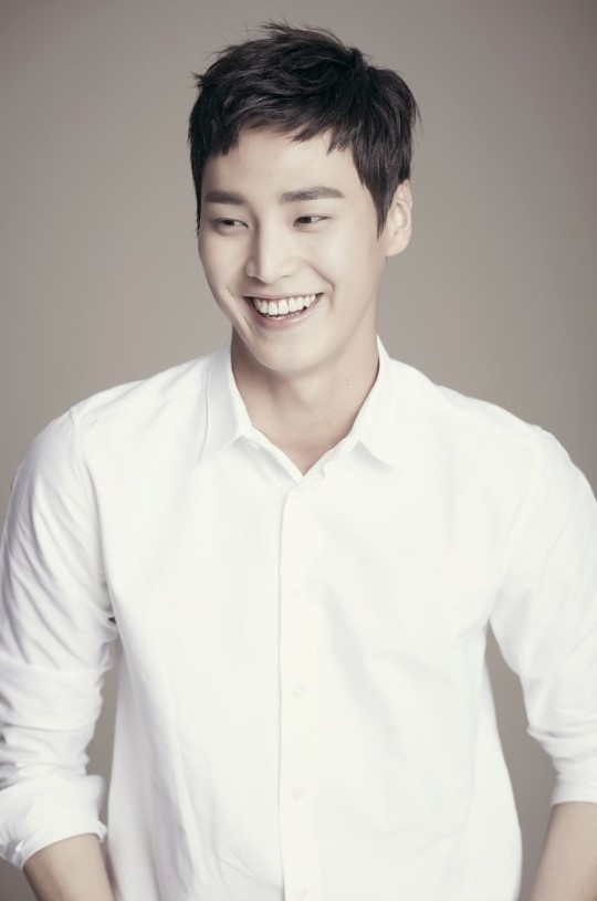 Lee Tae-hwan (Fantagio)
