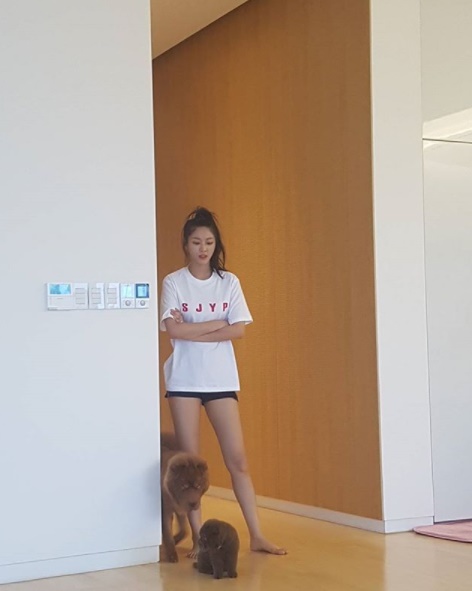 (사진=설현 인스타그램)