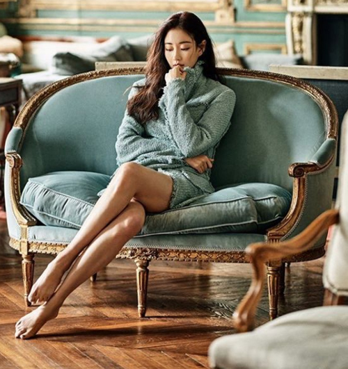 김사랑이 다리 골절로 수술을 받았다 (사진=김사랑 인스타그램)