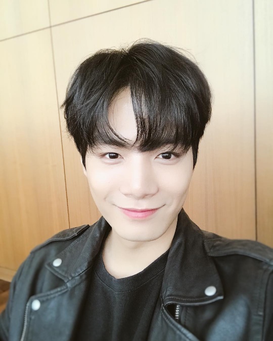 뉴이스트 종현 인스타