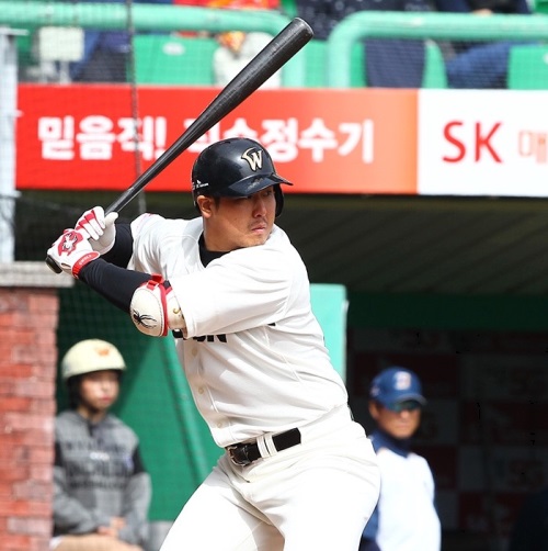 순조롭게 홈런 부문 1위를 달리고 있는 SK의 최정. [사진=SK]