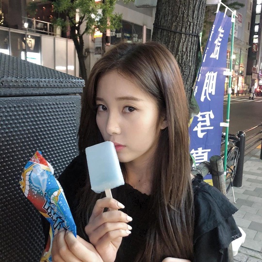 에이프릴 채경 인스타그램