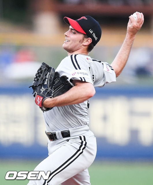 8이닝 동안 단 3개의 안타만 허용하며 승리투수가 된 윌슨. [사진=KBO]