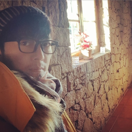 윤건 SNS, 센토 엔터테인먼트 제공