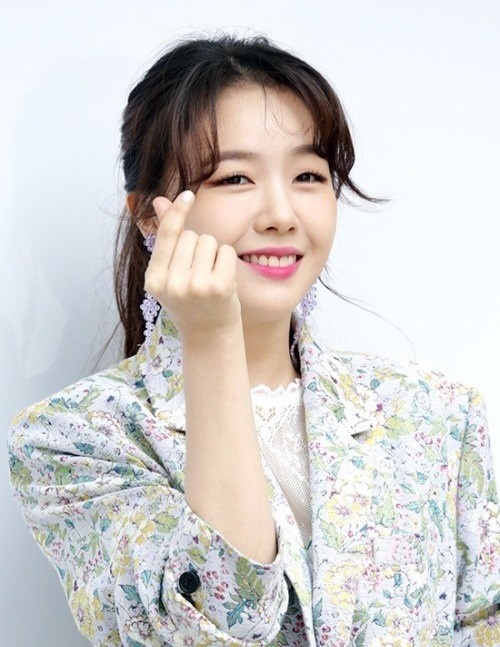Minah / Dream T Entertainment