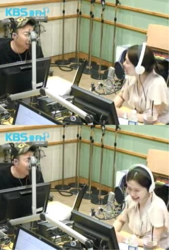 사진=보이는 라디오 방송화면
