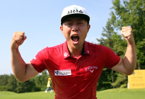 맹동섭은 3주전 KB금융리브챔피언십에서 우승하면서 돌고래같은 괴성 세리머니를 선보였다. [사진=KPGA]