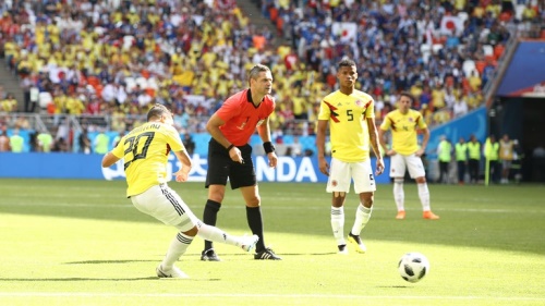 일본 전에서 프리킥 득점을 터트린 콜롬비아의 퀸테로(20번). [사진=FIFA]