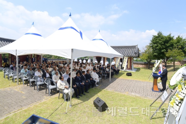 '항일 의병장 장산 신돌석장군 순국 110주기 추모제향'이 20일 신돌석장군 유적지 충의사(영덕군 축산면 소재)에서 열렸다. (영덕군 제공)