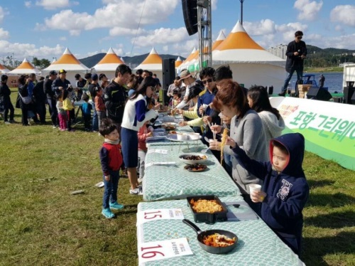 포항시는 22~24일까지 호미곶 해맞이 광장 일원에서 '다시 뛰자 포항! 호미곶 일출과 함께하는 캠핑페스티벌'을 개최한다 (포항시 제공)