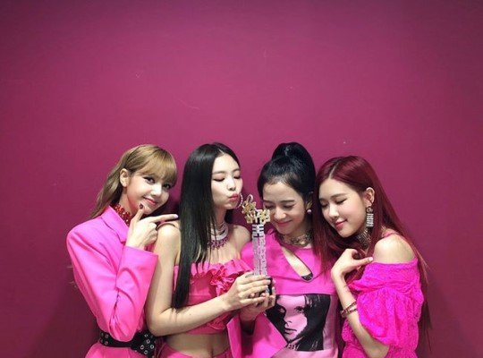 사진=블랙핑크 공식 인스타그램