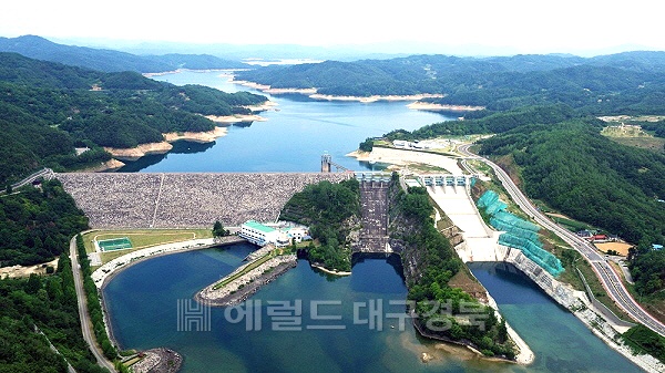 안동댐전경 (K-water 안동권지사제공)