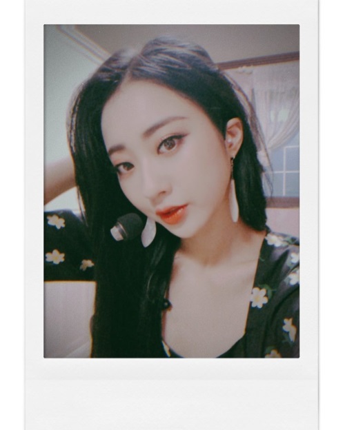 나인뮤지스 경리 인스타그램