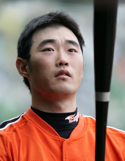 부상으로 전력에서 이탈한 한화의 주장 송광민. [사진=한화이글스]