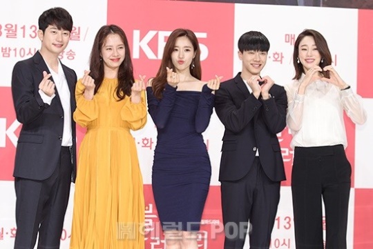 '러블리 호러블리' 단체/사진=민은경 기자