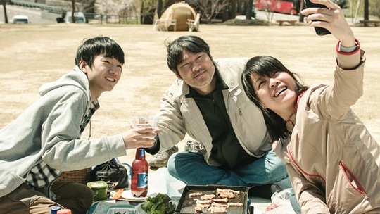 영화 '살아남은 아이' 스틸