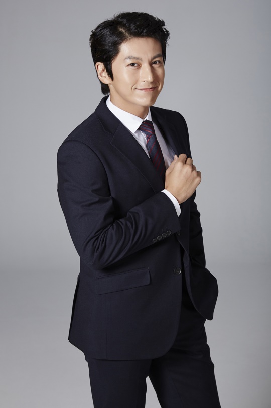 플라이업 엔터테인먼트 제공