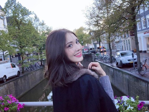 (Jeon So-mi's Instagram)