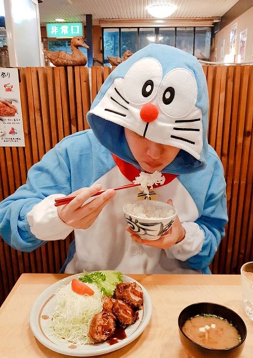 (사진=김희철 인스타그램)