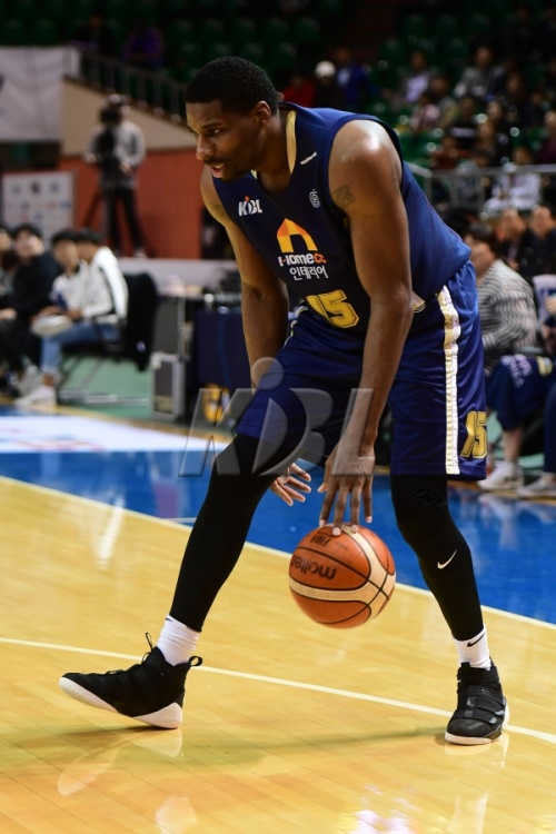 KCC 브라운이 29득점으로 팀을 승리로 이끌었다. [사진=KBL]