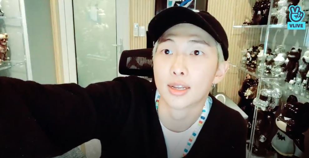 (Naver's V Live)