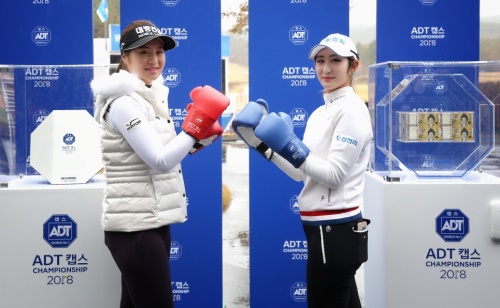 상금왕 자리를 두고 경쟁을 펼칠 이정은6(왼쪽)와 배선우. [사진=ADT캡스]