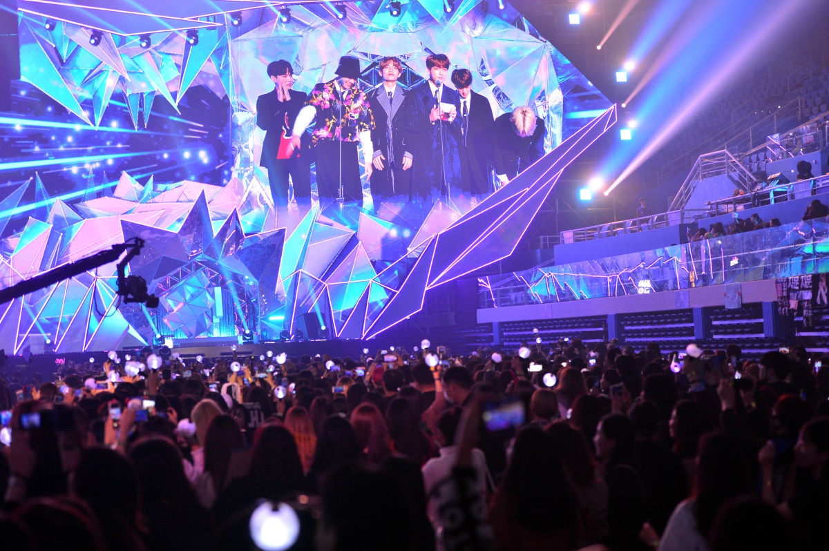 BTS at 2018 MGA (The Korea Herald)