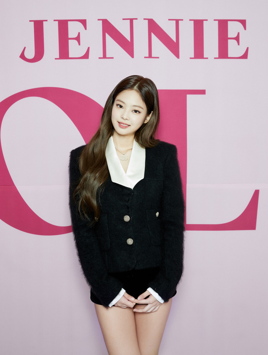 Black Pink's Jennie gives 100 percent in 'Solo' - K-POP HERALD