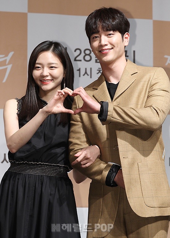이솜, 서강준/사진=헤럴드POP DB